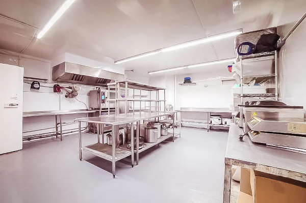 huge_5_star_commercial_dark_kitchen_in_hackney_wick_e32nt_04